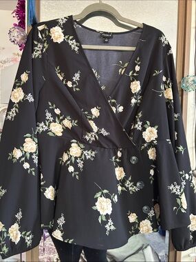 TORRID Floral Wrap Top